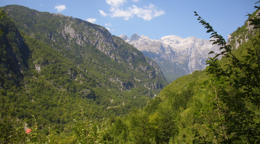 Blick auf die Berge in den Albanischen Alpen